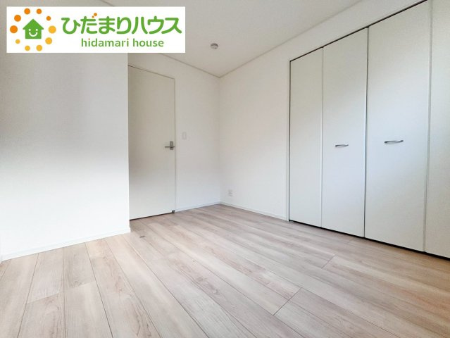 七光台第18　新築戸建　4号棟の洋室|白を基調とした開放感あふれるルームデザイン(^^)					
