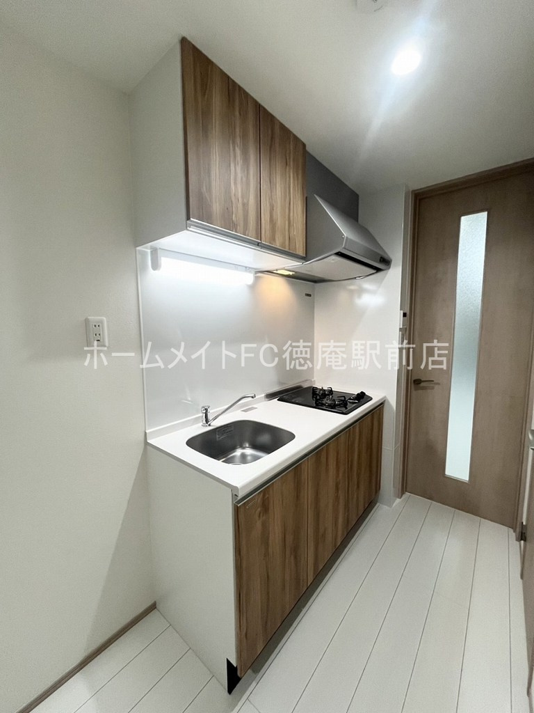 大阪市鶴見区今津中５丁目のハイツのキッチン