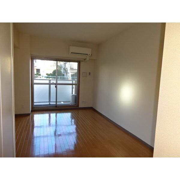 SMILE CITY M　名古屋市賃貸　仲介手数料無料の居間・リビング