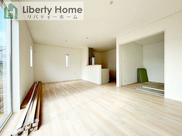 土浦市乙戸南第6　新築戸建　5号棟の居間・リビング