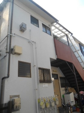 新和ハイツの外観