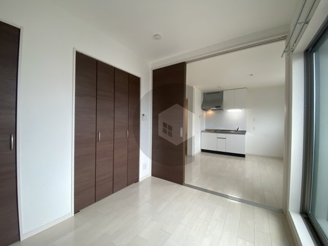 F mirai Doliyの寝室