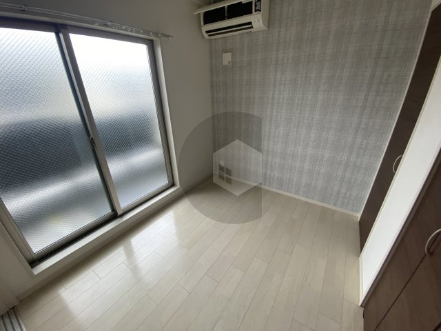 F mirai Doliyの洋室