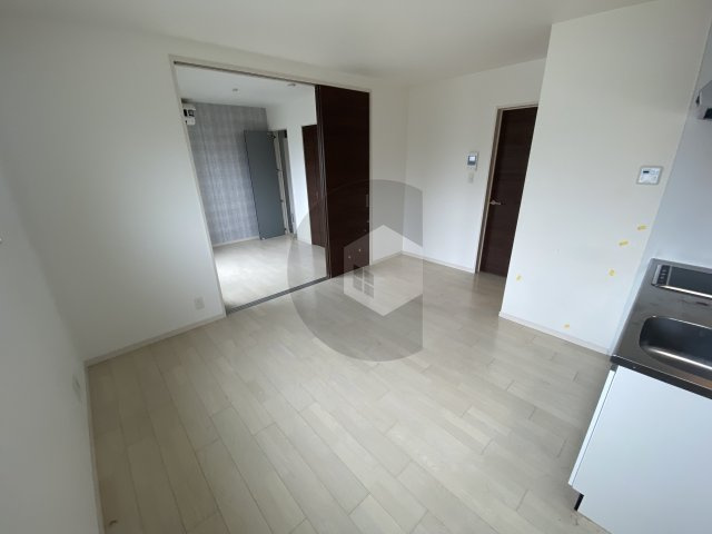 F mirai Doliyの居間・リビング