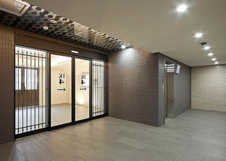 【その他共用部分】 | オートロック、宅配ボックスなど暮らしを支える便利な設備充実！