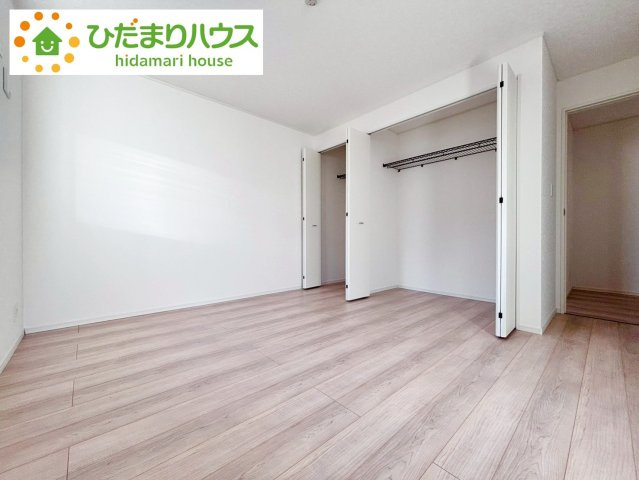 七光台第18　新築戸建　5号棟の寝室|ゆとりのある主寝室！ご家族全員で寝れちゃいます(^^♪						
