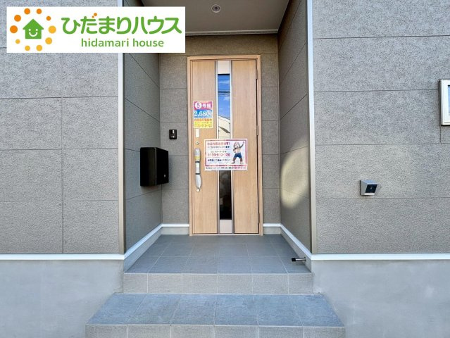 七光台第18　新築戸建　5号棟の玄関|玄関からポストが近いのは嬉しいですね(*´▽｀*)