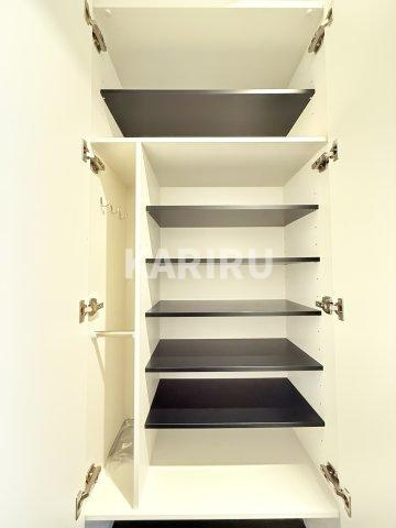 セレニテ本町東リアン の収納