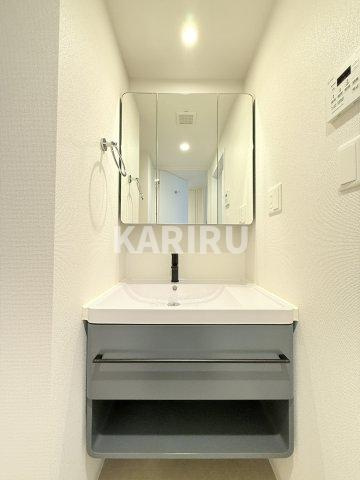 セレニテ本町東リアン の洗面所