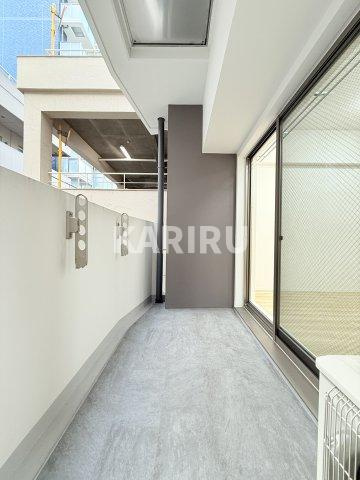 セレニテ本町東リアン のロビー