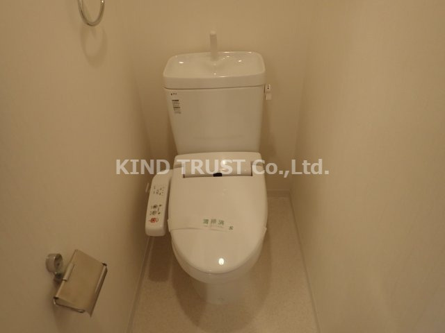 ジュネーゼロイヤルレジデンス梅田東のトイレ|ウォシュレット完備