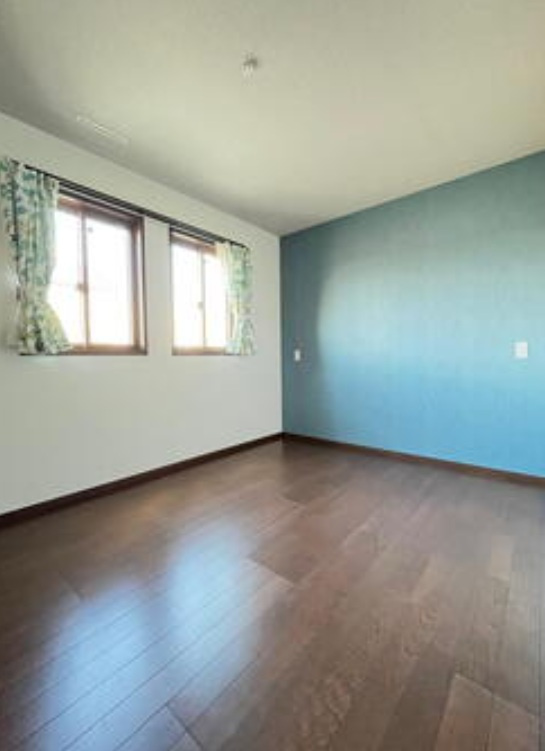 岡山市東区九蟠１６－９の洋室