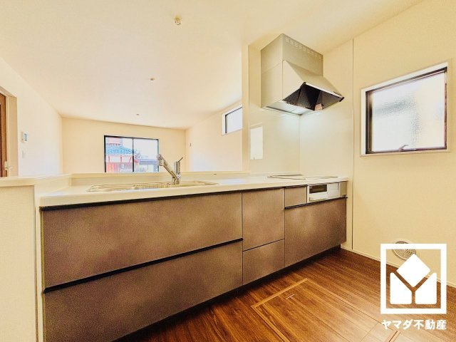 草津市草津町　2期　2号棟のキッチン