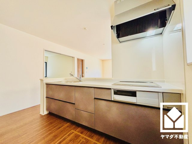 草津市草津町　2期　2号棟のキッチン