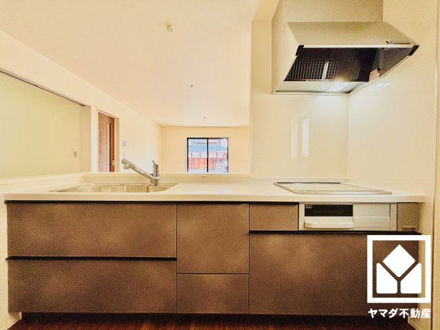 草津市草津町　2期　2号棟のキッチン