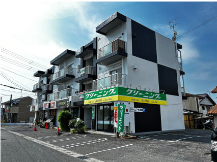 大津市大萱６丁目の店舗一部の外観