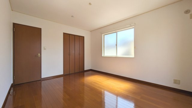 【寝室】
