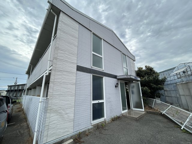 ウインズ魚住の外観