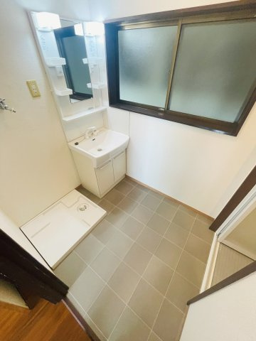 参番館の洗面所