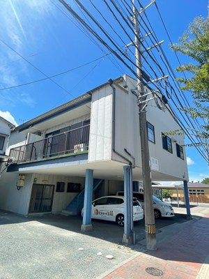 参番館の外観