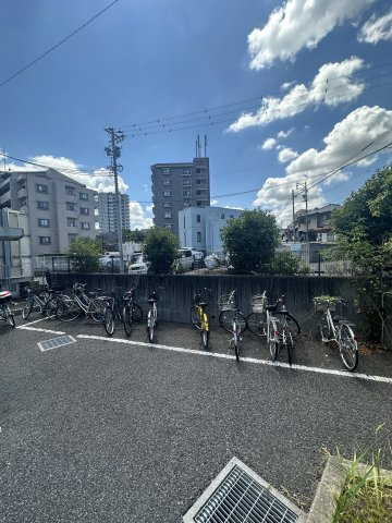 ソシオ豊田小坂本町の駐車場