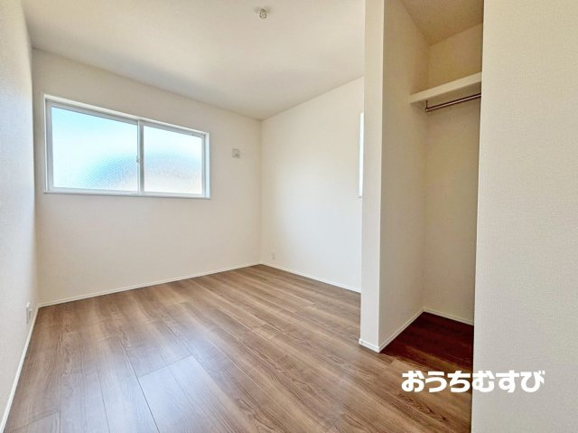 春日井市東野町西二丁目(全6棟)3号棟の洋室