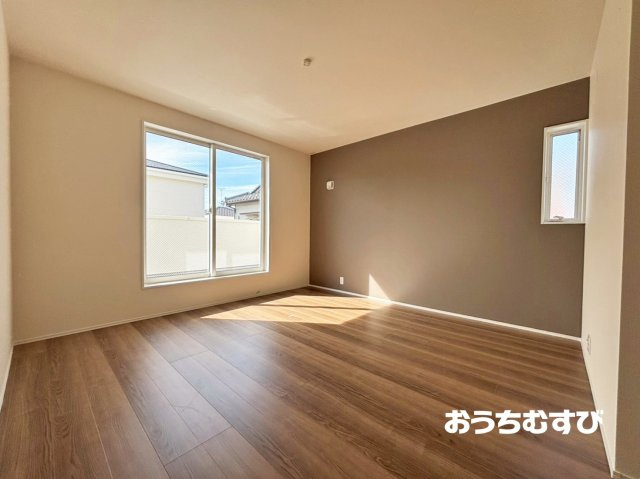 春日井市東野町西二丁目(全6棟)3号棟の洋室