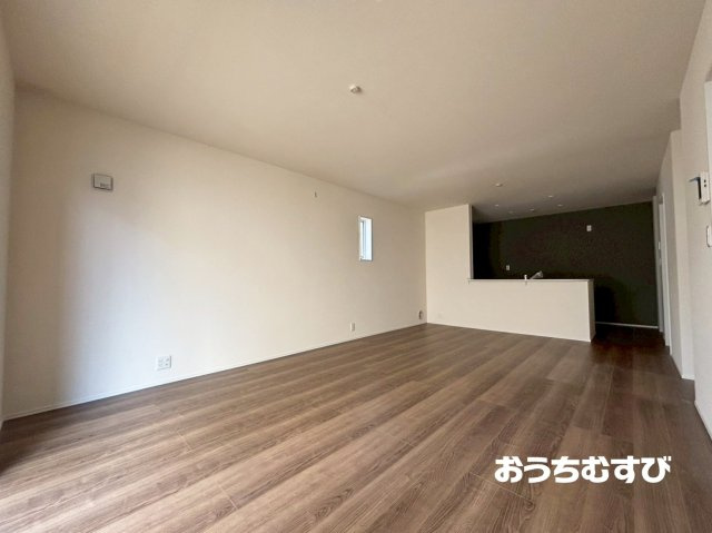 春日井市東野町西二丁目(全6棟)3号棟の居間・リビング