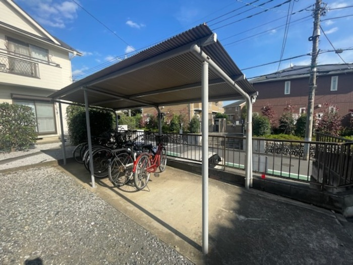 鴨下ハイツBのその他共用部分|自転車置場