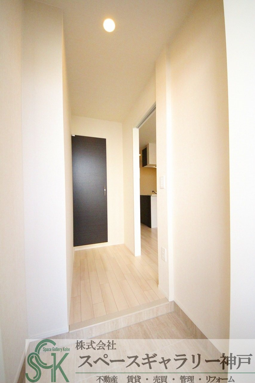 エイトポレール八木の玄関|※お部屋により仕様が異なる場合があります※