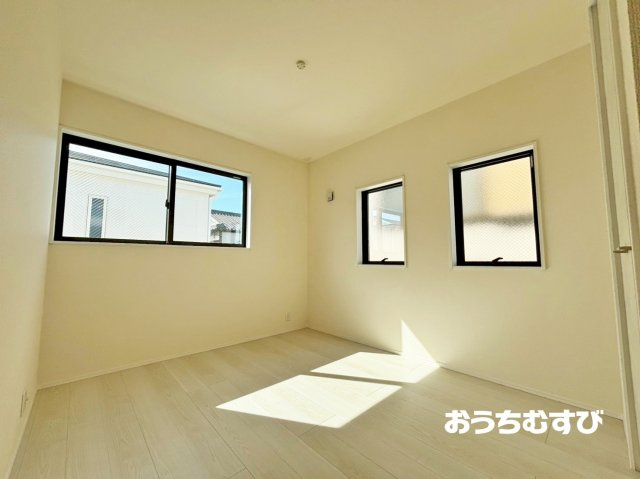 春日井市東野町西二丁目(全6棟)6号棟の洋室