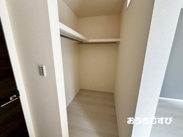 春日井市東野町西二丁目(全6棟)6号棟の収納