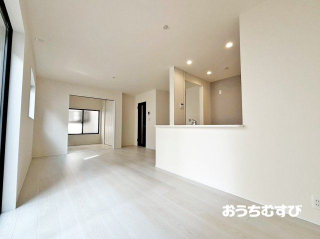 春日井市東野町西二丁目(全6棟)6号棟の居間・リビング