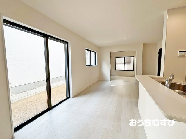 春日井市東野町西二丁目(全6棟)6号棟の居間・リビング