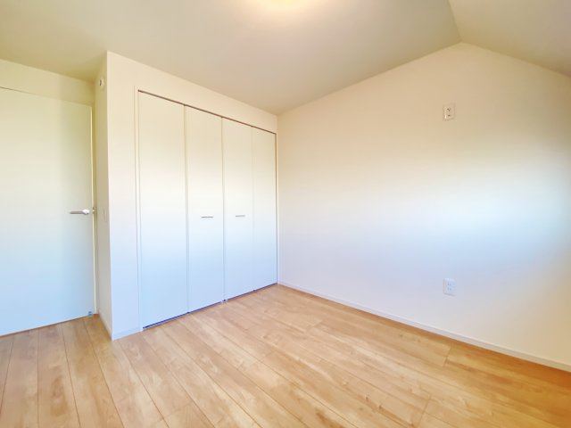 『八王子市新築戸建て』八王子市並木町21-8【仲介手数料無料】　１期の洋室|～仲介手数料無料☆八王子ひなた不動産～　八王子市並木町　新築戸建て