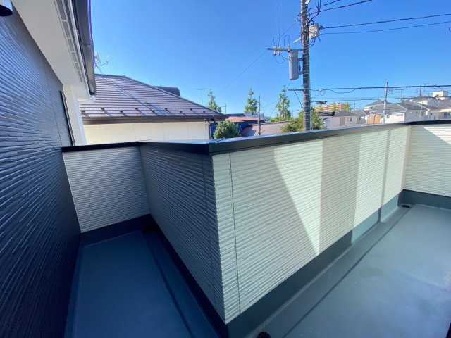 『八王子市新築戸建て』八王子市並木町21-8【仲介手数料無料】　１期のバルコニー|～仲介手数料無料☆八王子ひなた不動産～　八王子市並木町　新築戸建て