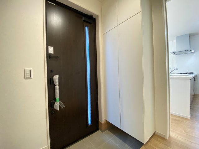 『八王子市新築戸建て』八王子市並木町21-8【仲介手数料無料】　１期の玄関|～仲介手数料無料☆八王子ひなた不動産～　八王子市並木町　新築戸建て