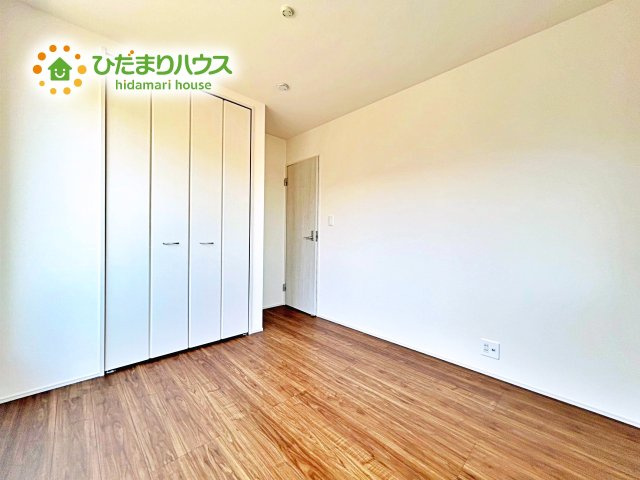 【洋室】 | 水戸見川12期　新築戸建　5号棟 | ご家族様一人ひとりの大切なプライベート空間。シンプルなデザインなので、趣味・感性で個性的に飾ることができます♪