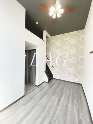 【居間・リビング】 | エトレ大和 | 洋室のお部屋です。