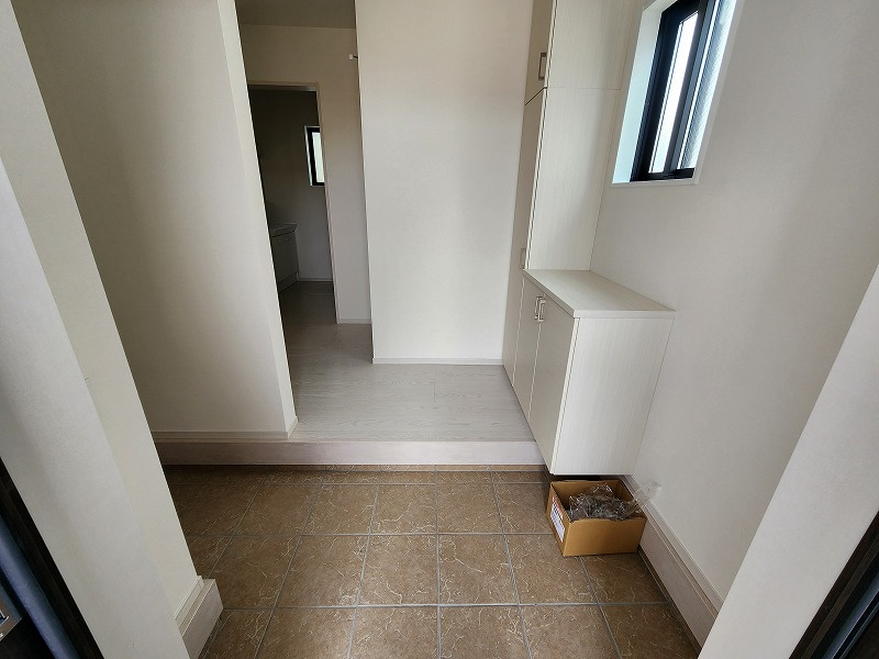 小牧市東１丁目　新築戸建　１号棟の玄関|毎日通る玄関はこちらです