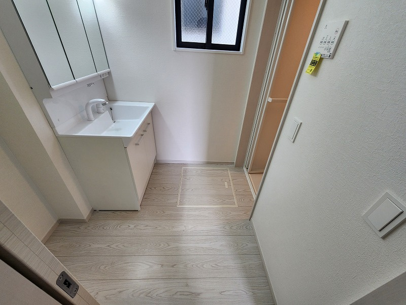 小牧市東１丁目　新築戸建　１号棟の洗面所|忙しい朝には欠かせない洗面所です