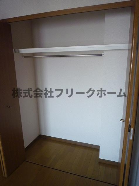 武蔵野市中町１丁目の賃貸マンションの収納