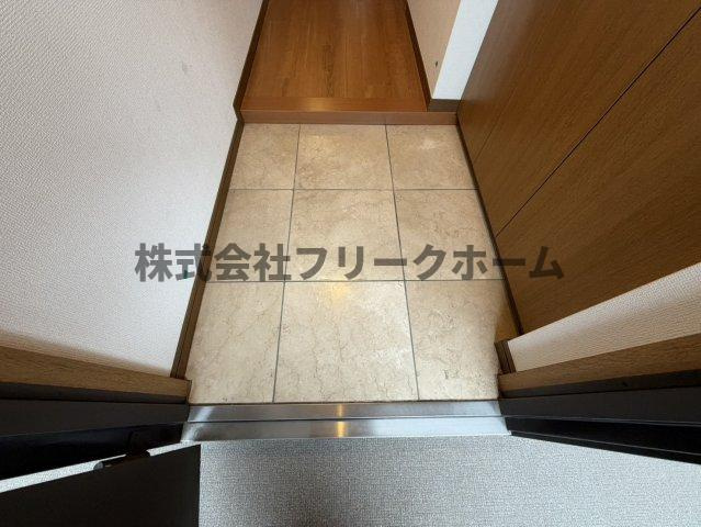 武蔵野市中町１丁目の賃貸マンションの玄関