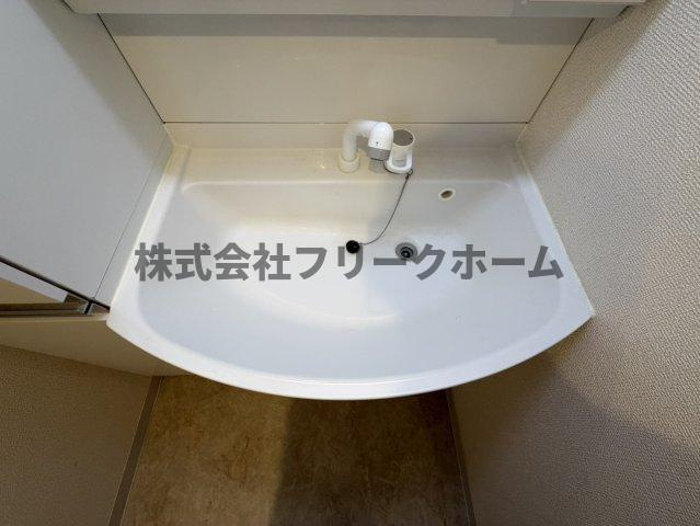 武蔵野市中町１丁目の賃貸マンションの洗面所