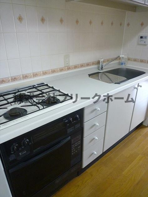 武蔵野市中町１丁目の賃貸マンションのキッチン