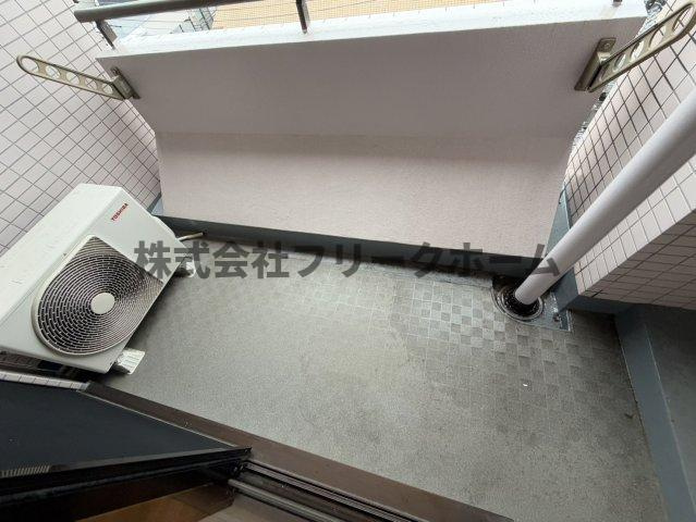 武蔵野市中町１丁目の賃貸マンションのバルコニー
