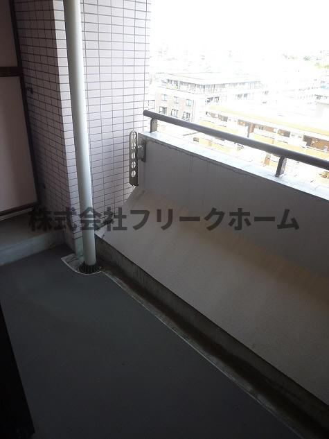 武蔵野市中町１丁目の賃貸マンションのバルコニー