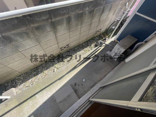 岡本ハイツのバルコニー