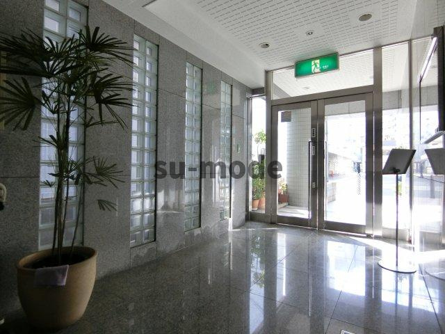 ピュアメゾンのエントランス