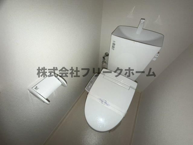 小金井市東町２丁目のアパートのトイレ